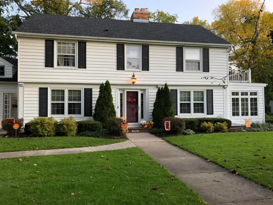 306 S Vincennes Cir, North Bay, WI 53402 - #2