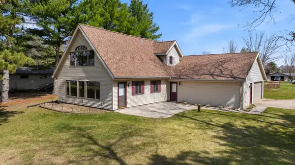 N9121 Otter Ln, Neshkoro, WI 54960