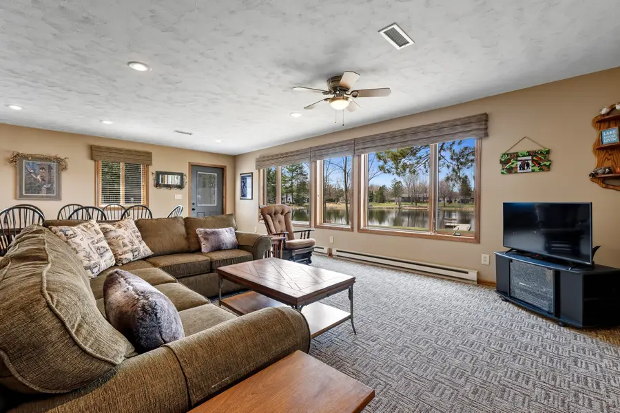 N9121 Otter Ln, Neshkoro, WI 54960 - #3