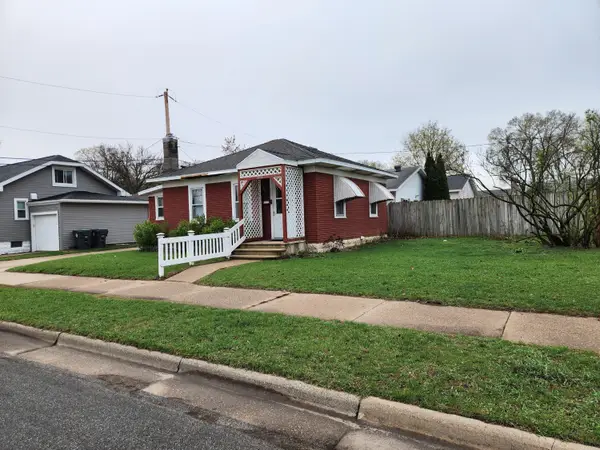 1312 Hayes St, La Crosse, WI 54603