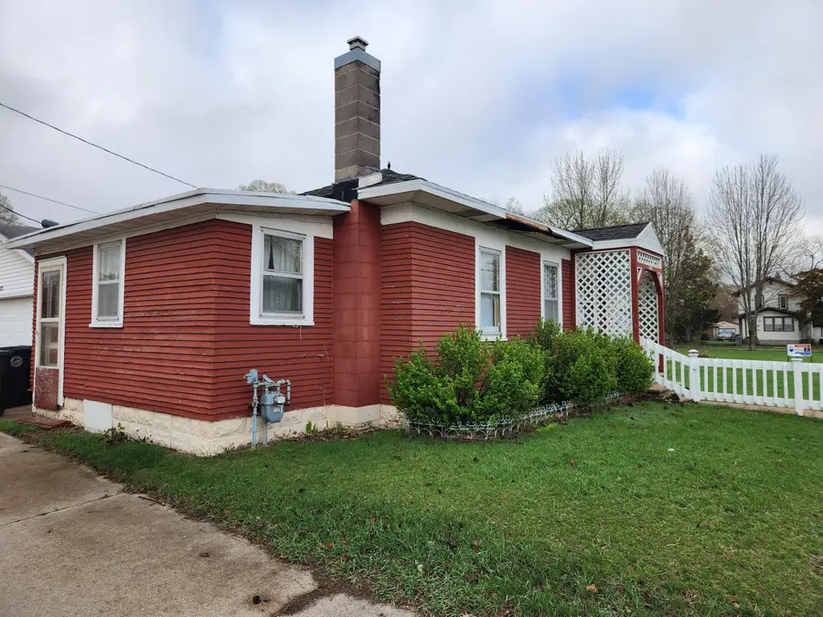 1312 Hayes St, La Crosse, WI 54603 - #2