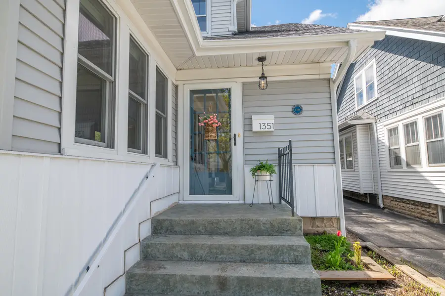 1351 N 64th St, Wauwatosa, WI 53213 - #3