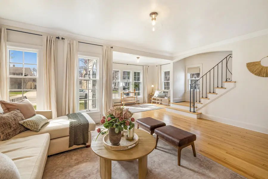 5844 N Shoreland Ave, Whitefish Bay, WI 53217 - #3