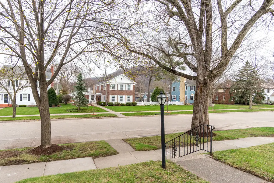 439 24th St N, La Crosse, WI 54601 - #3