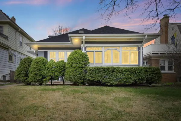 4455 N Frederick Ave, Shorewood, WI 53211