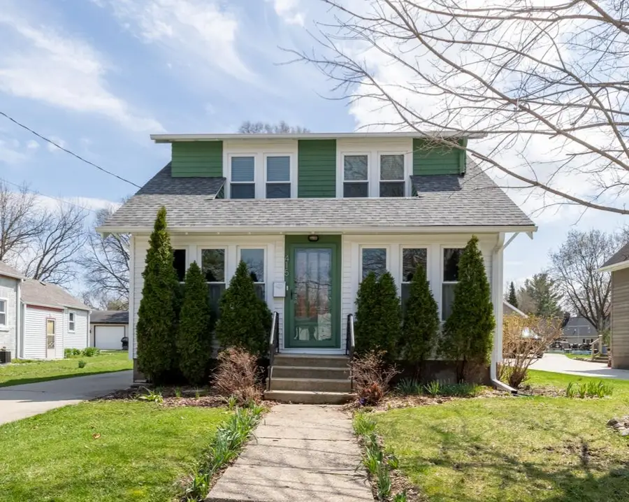 415 S Concord Rd, Oconomowoc, WI 53066 - #2