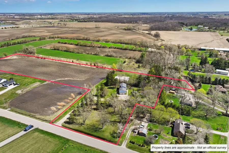 807 53rd Dr, Yorkville, WI 53182 - #2