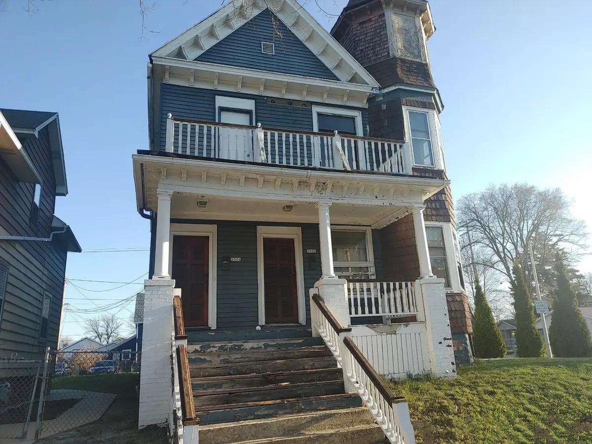 2302 W Galena St, Milwaukee, WI 53205 - #1