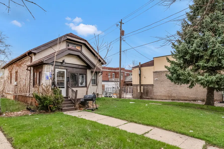 2320 N 47th St, Milwaukee, WI 53210 - #2