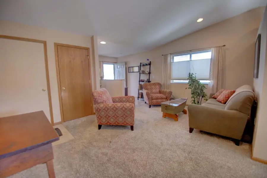 968 8th Ave N, Onalaska, WI 54650 - #3