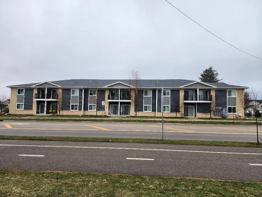 3036 Triumph Dr, Sun Prairie, WI 53590 - #2