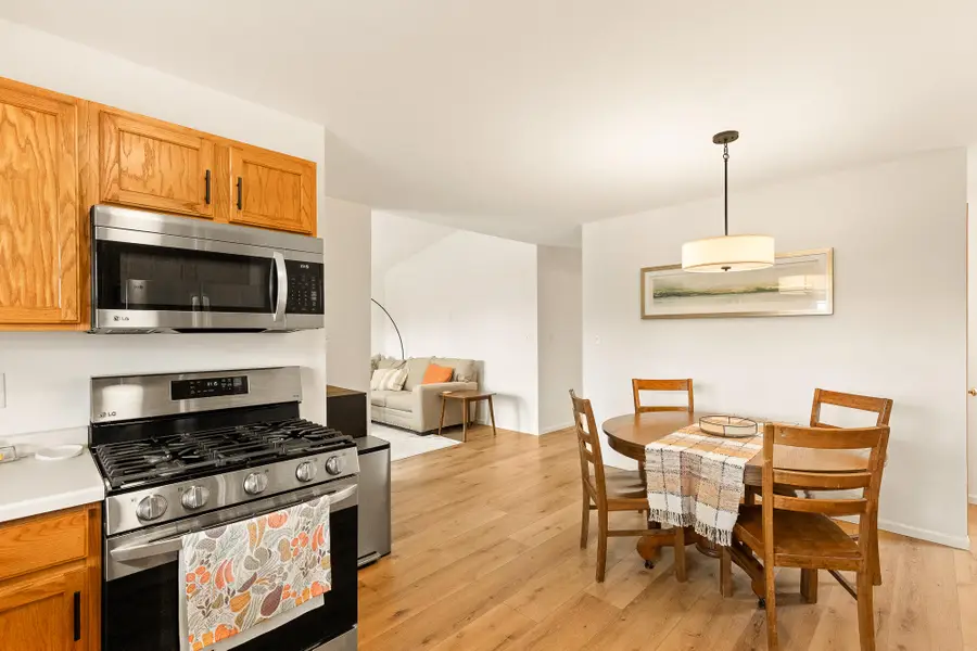 221 Pioneer Dr, Johnson Creek, WI 53038 - #2