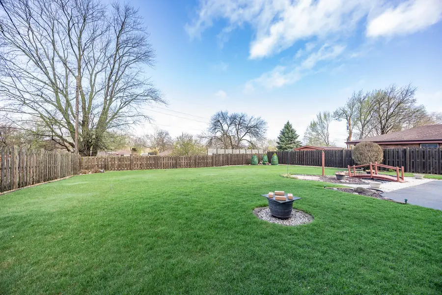 8149 N Joseph Ave, Milwaukee, WI 53224 - #2