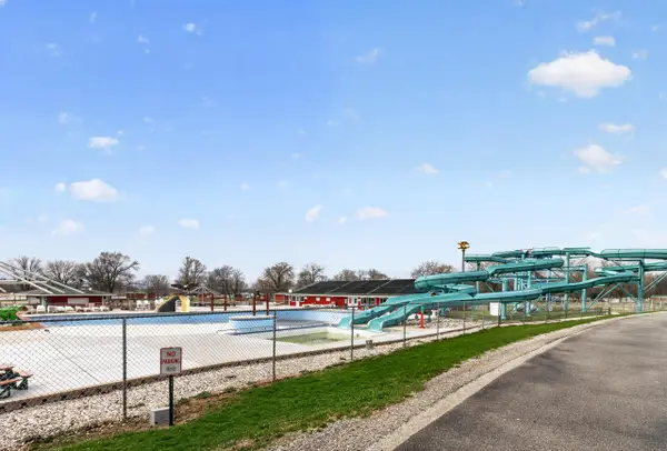 533 Jay Dr, Milford, WI 53094