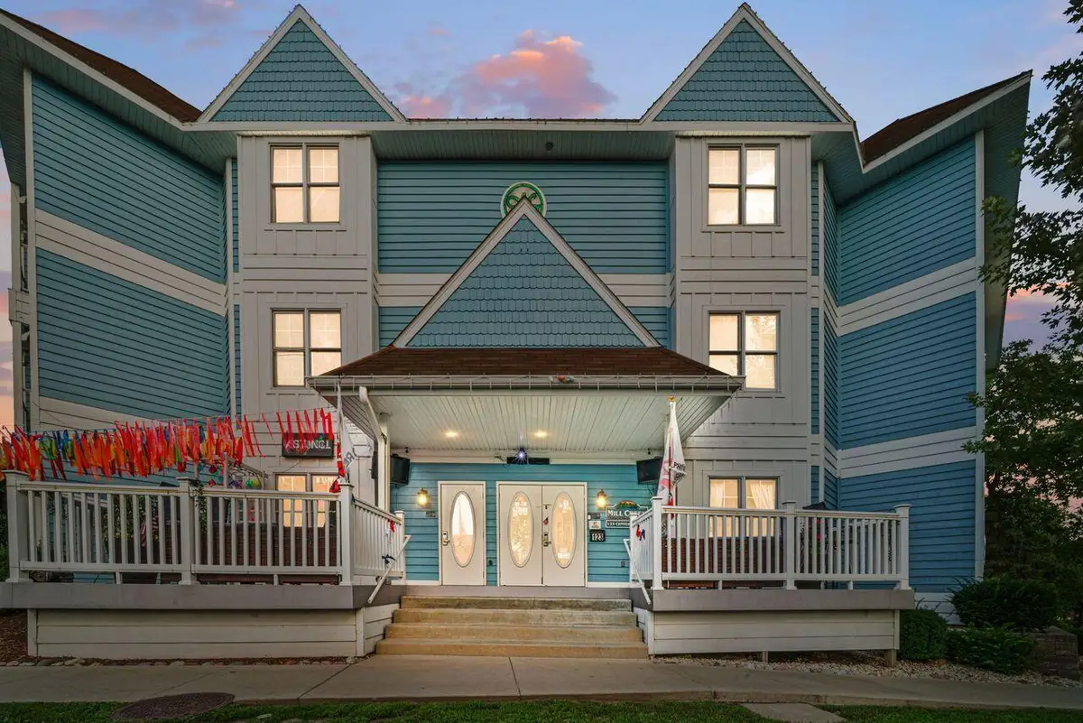 123 Center St, Lake Geneva, WI 53147 - #1