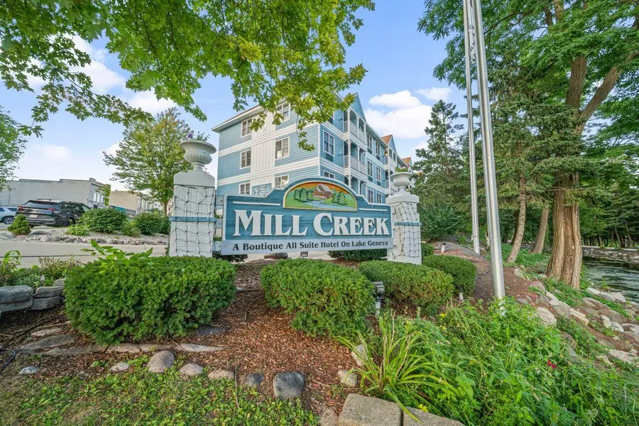 123 Center St, Lake Geneva, WI 53147 - #3