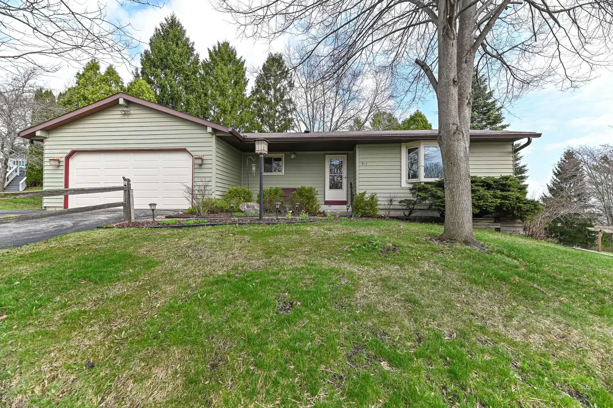 917 Howard St, Waukesha, WI 53188 - #1