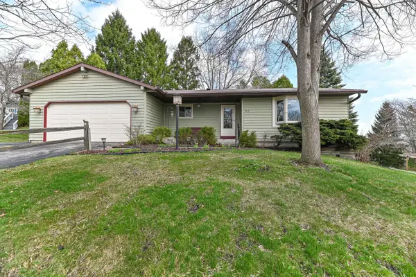 917 Howard St, Waukesha, WI 53188