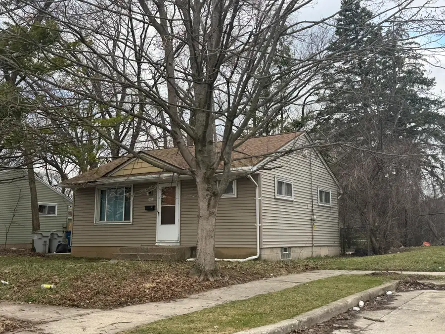 5731 N 63rd St, Milwaukee, WI 53218 - #3