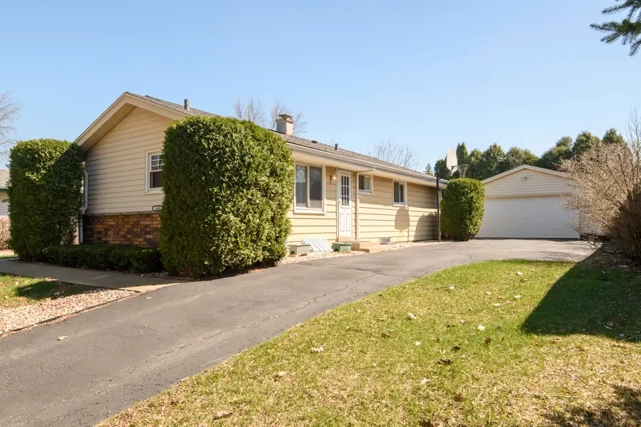 3406 S 93rd St, Milwaukee, WI 53227 - #3