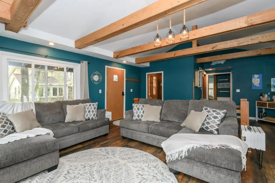 W5588 Wren St, Lauderdale Lakes, WI 53121 - #2