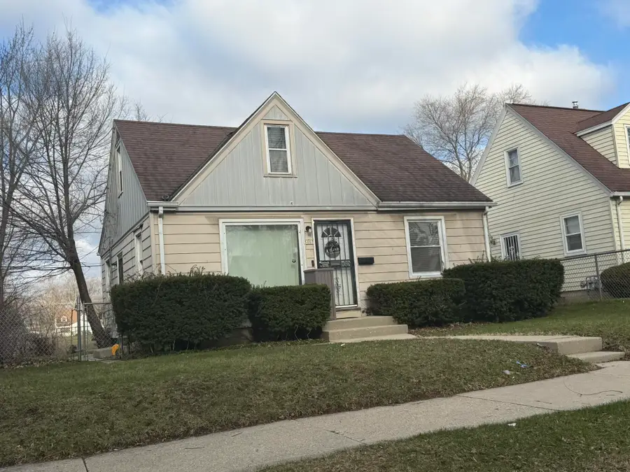 5107 N 51st Blvd, Milwaukee, WI 53218 - #3