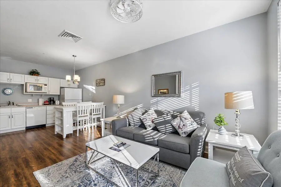 1505 S Shore Dr, Delavan, WI 53115 - #2