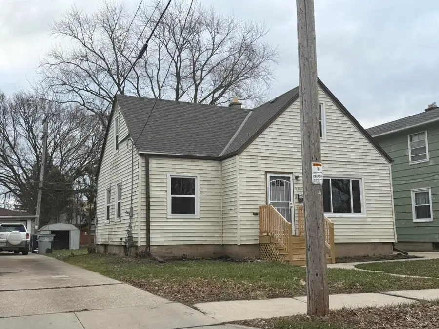 5122 N 47th St, Milwaukee, WI 53218 - #3
