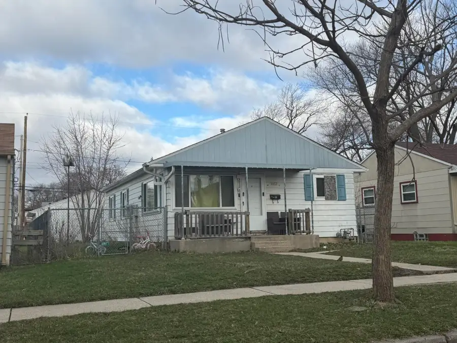 4953 N 52nd St, Milwaukee, WI 53218 - #3