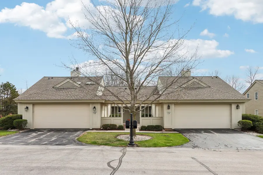 10042 N Holmes Ct, Mequon, WI 53092 - #2