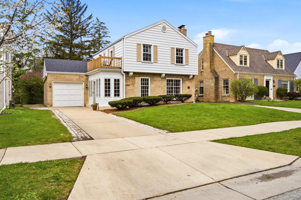 2565 N 84th St, Wauwatosa, WI 53226 - #1