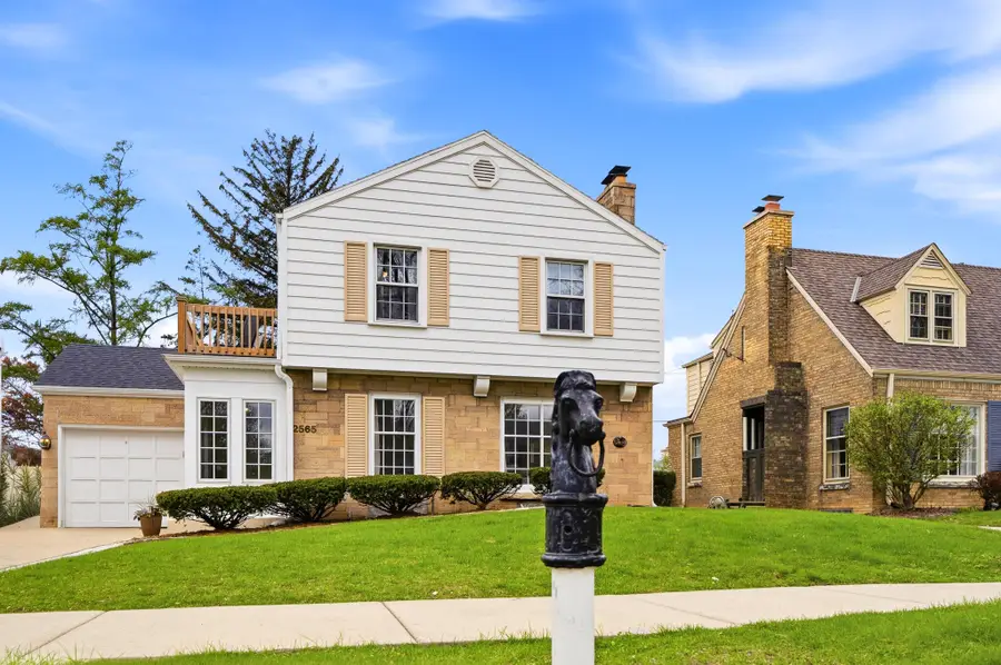 2565 N 84th St, Wauwatosa, WI 53226 - #3