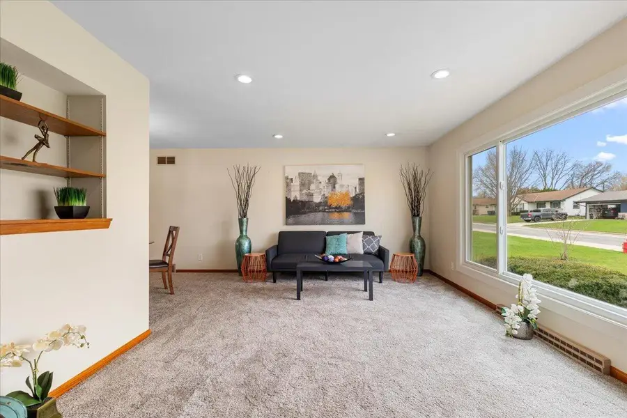 W174N9458 Joper Rd, Menomonee Falls, WI 53051 - #3