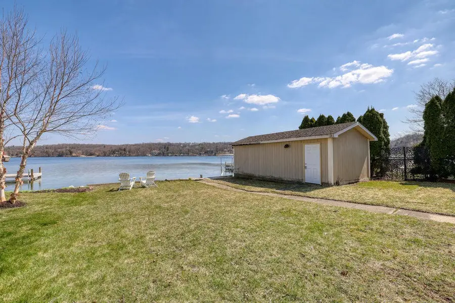 1603 Milwaukee St, Delafield, WI 53018 - #3