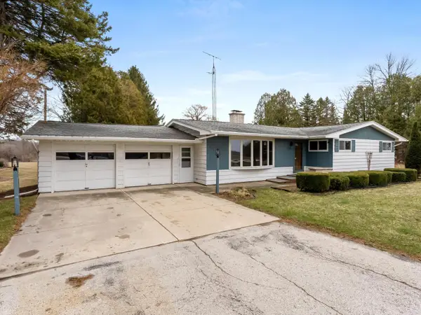 3917 Cth Q Hwy, Manitowoc, WI 54220