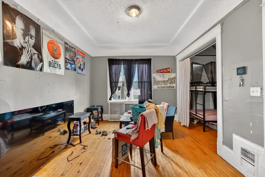 1800 N 36th St, Milwaukee, WI 53208 - #2