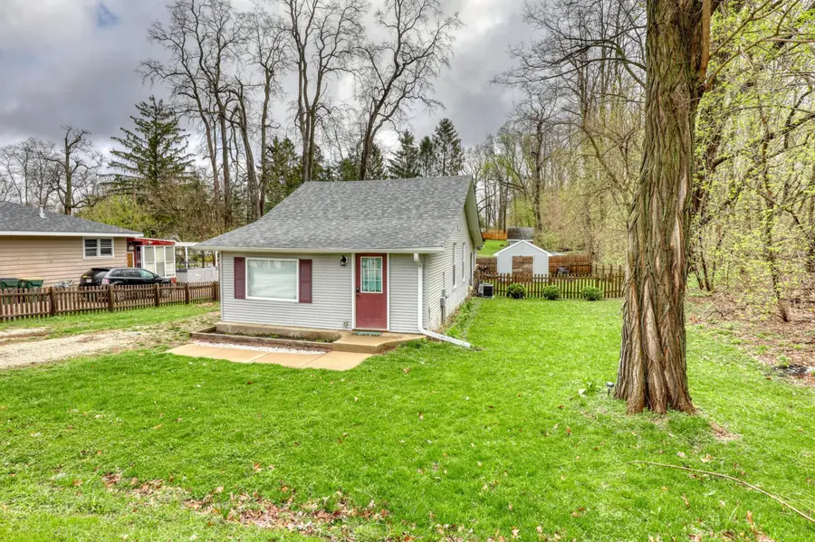 1006 Wilmot Ave, Twin Lakes, WI 53181 - #3