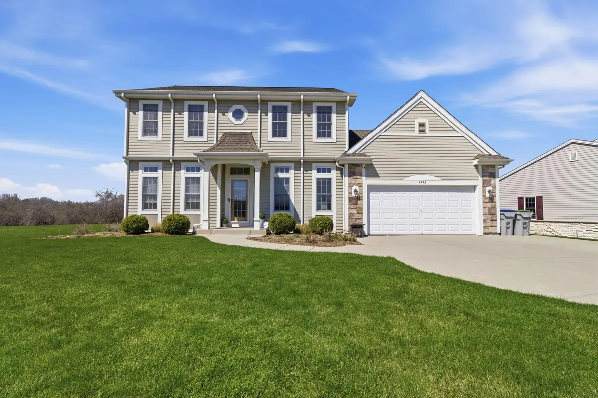 9433 N Michael Ct, Milwaukee, WI 53224 - #1