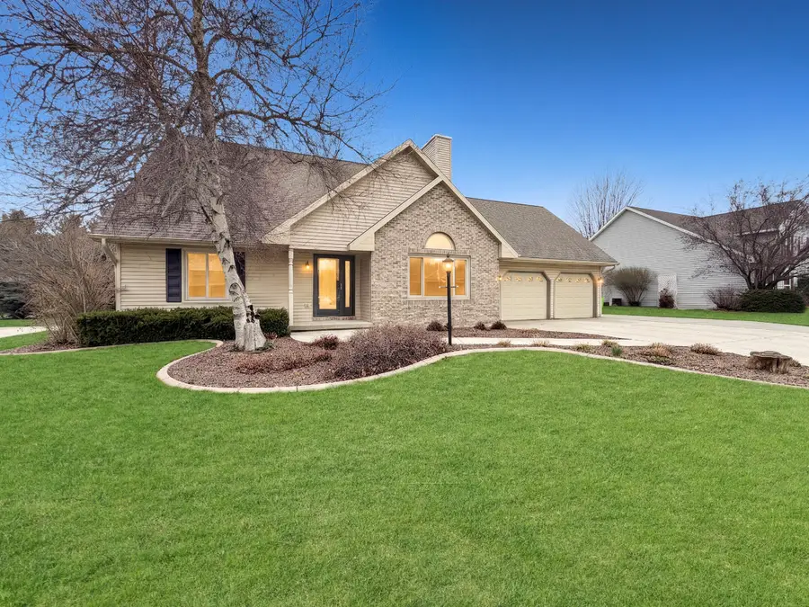 1525 Puritan Rd, New Holstein, WI 53061 - #2