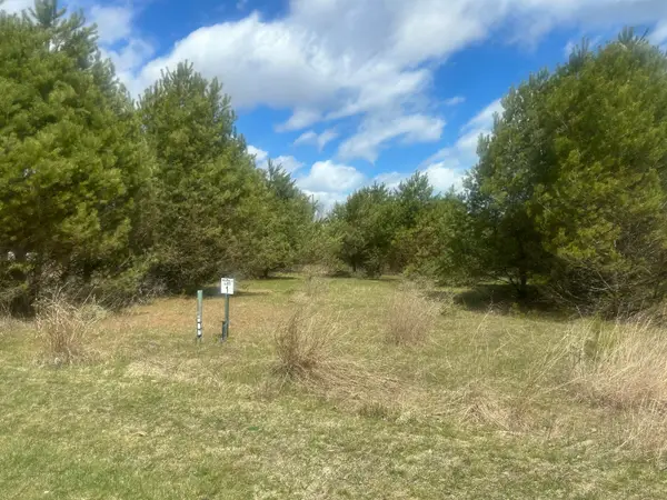 Lt1 Lake Breeze Way Ave, Two Rivers, WI 54241