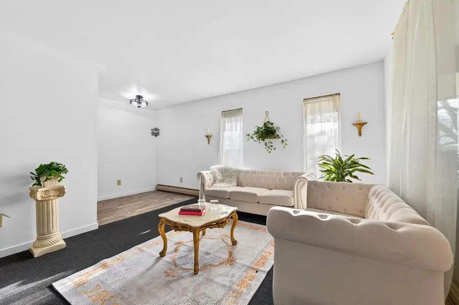 4253 W Rivers Edge Cir, Brown Deer, WI 53209 - #3