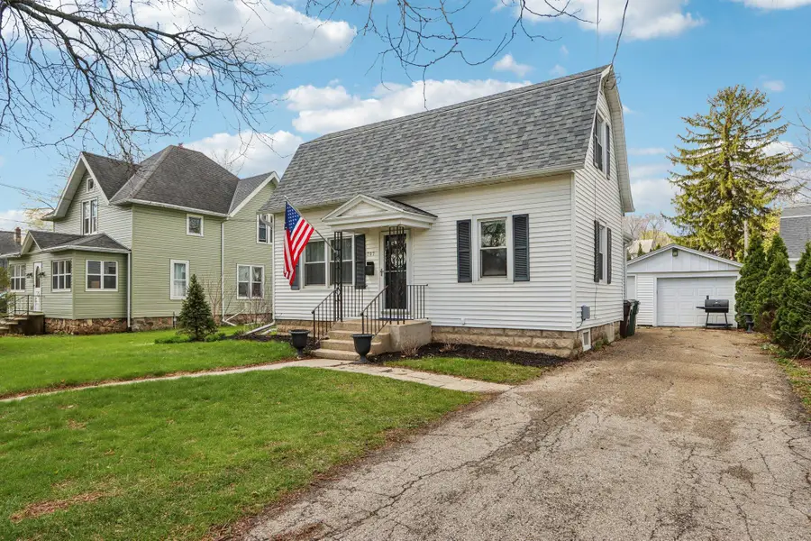 707 N Main St, Fort Atkinson, WI 53538 - #2