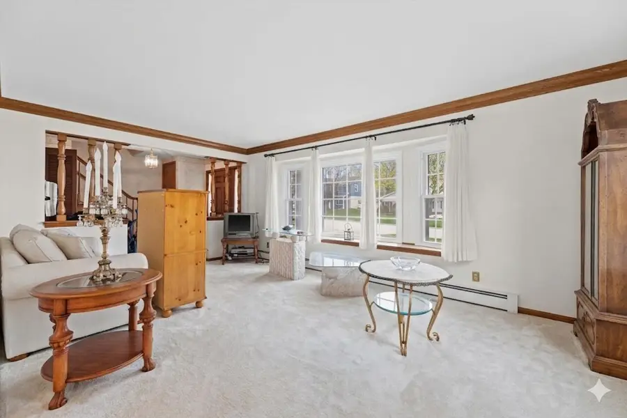 12011 W Ohio Ave, West Allis, WI 53227 - #3