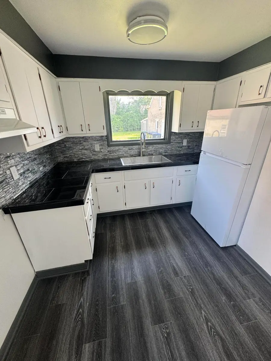 1005 N 38th St, Sheboygan, WI 53081 - #3