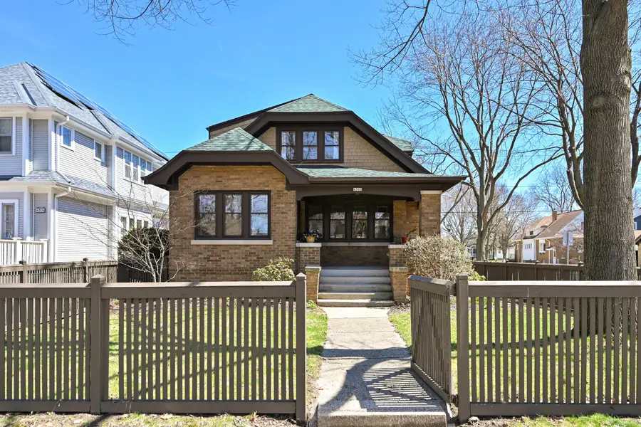 4300 N Woodburn St, Shorewood, WI 53211 - #3