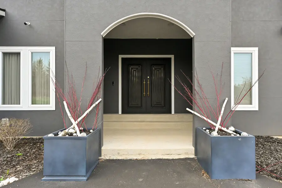 8825 N Spruce Rd, River Hills, WI 53217 - #2