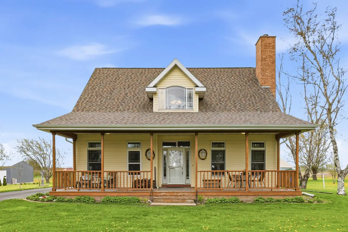 W8990 Sharratt Rd, Eldorado, WI 54979 - #1