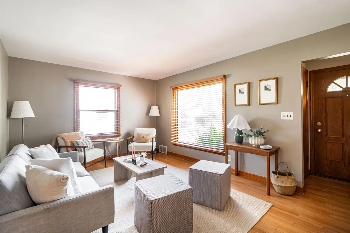 1302 E Tripoli Ave, Milwaukee, WI 53207 - #1