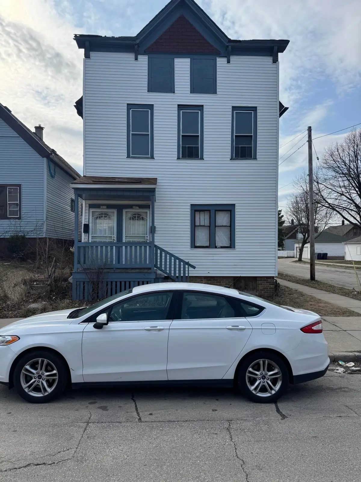 3573 N 11th St, Milwaukee, WI 53206 - #1