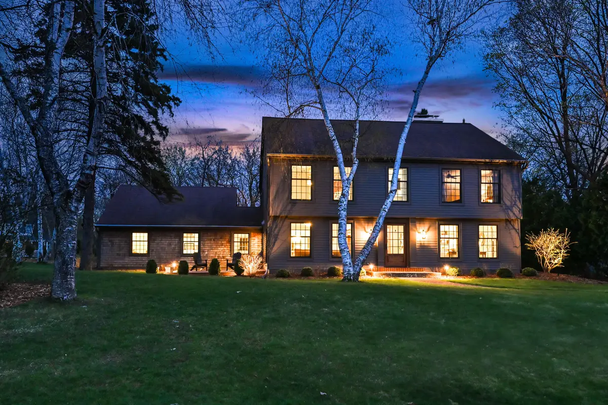 15025 Westover Rd, Elm Grove, WI 53122 - #1